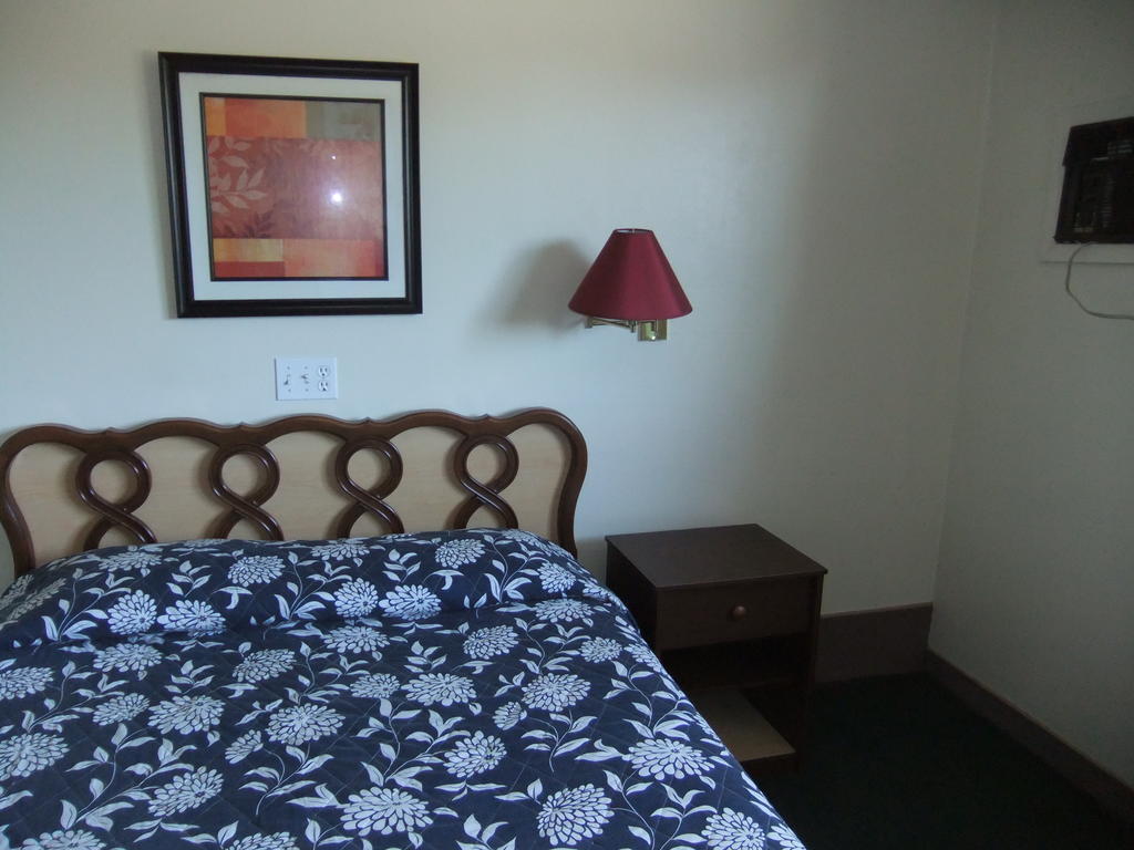 St. Stephen Inn Rum bild